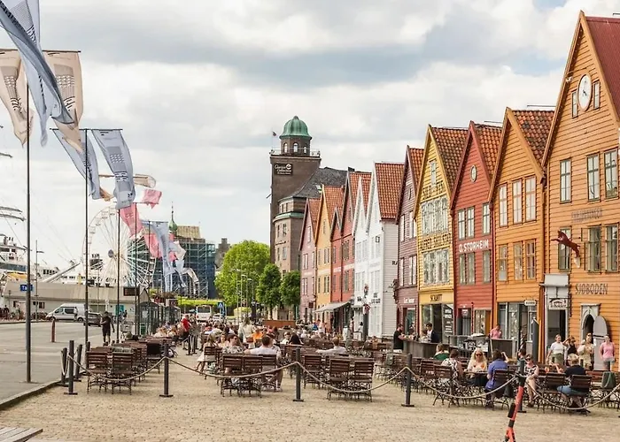 3-room - In The Middle Of Center *